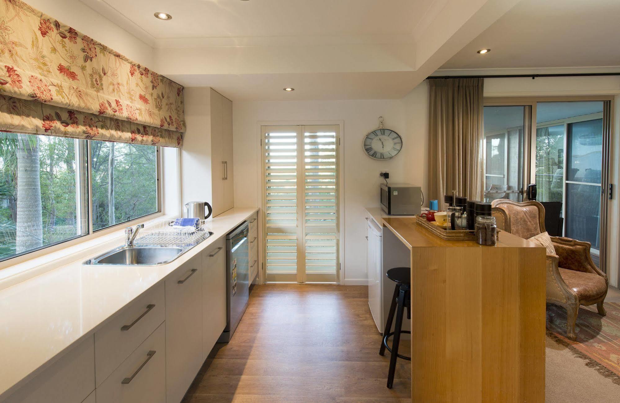 Arabella Guesthouse Alexandra Headland Buitenkant foto